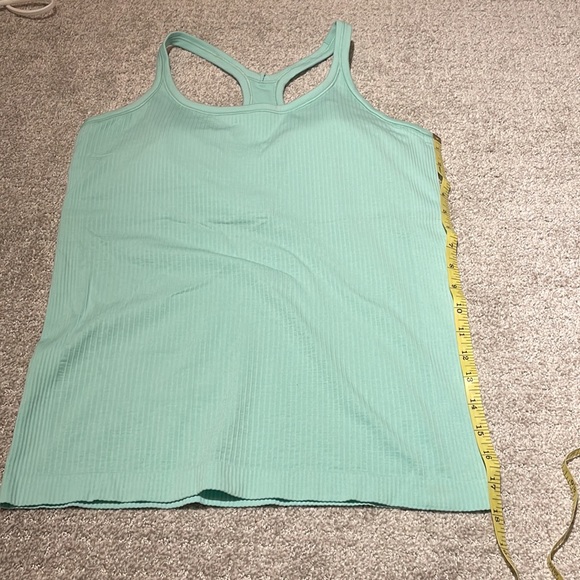 LULULEMON tank - Picture 2 of 5